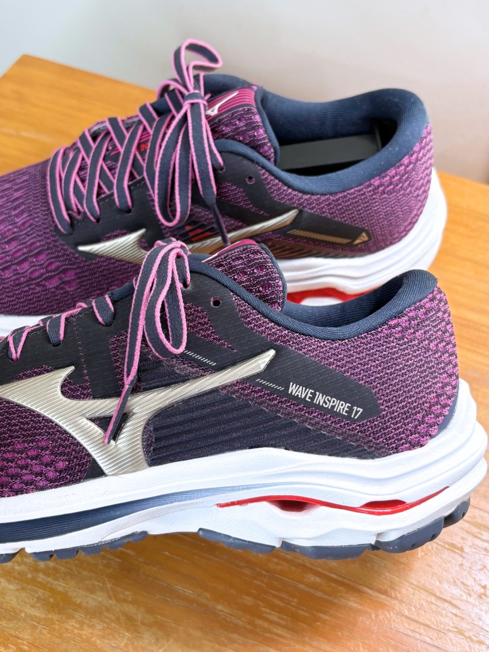 Mizuno Wave Inspire 17 Women’s Running Shoes - Picture 9 of 15